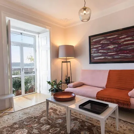 Apartamento Lovelystay - Sunny Designer With River Views Lisboa