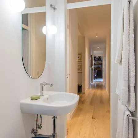 Lovelystay - Sunny Designer With River Views Apartamento