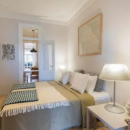 Lovelystay - Sunny Designer With River Views Apartamento *