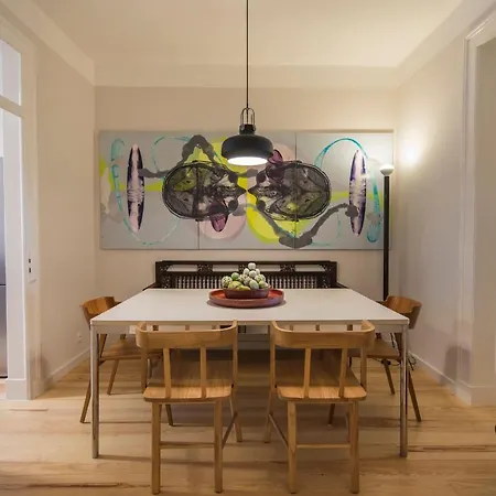 Lovelystay - Sunny Designer With River Views Apartamento