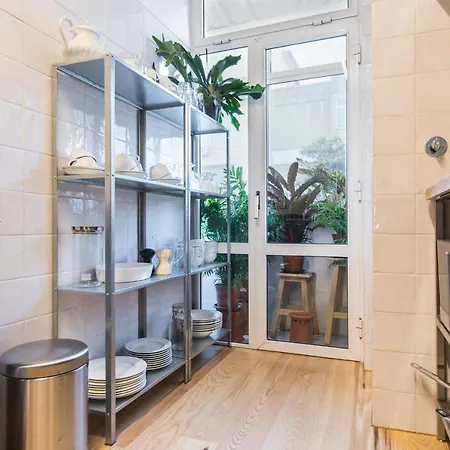 Apartamento Lovelystay - Sunny Designer With River Views Lisboa